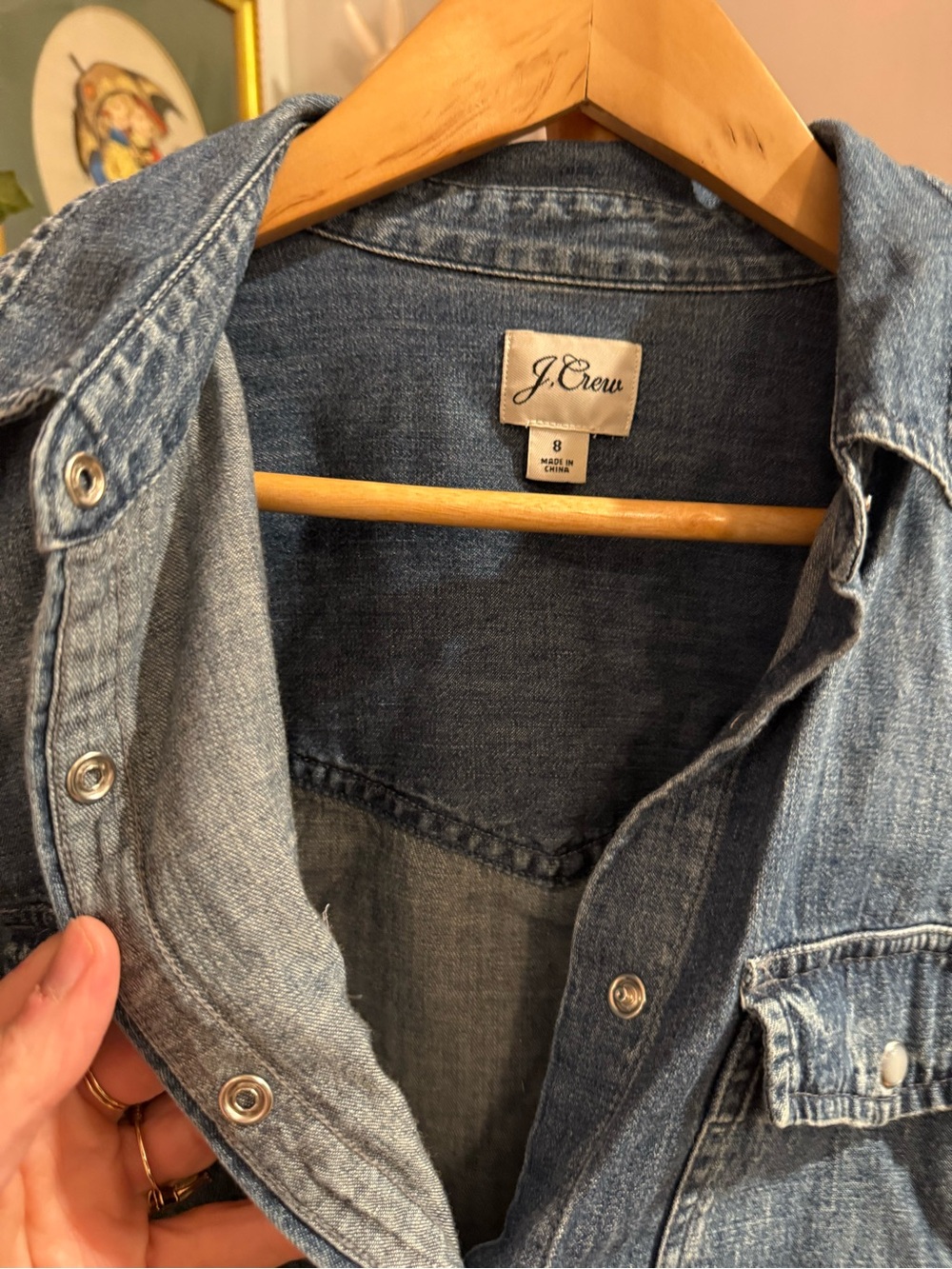 💙 J.Crew Denim Women’s Button-Up Shirt - Medium Blue 💙 - Picture 7 of 7